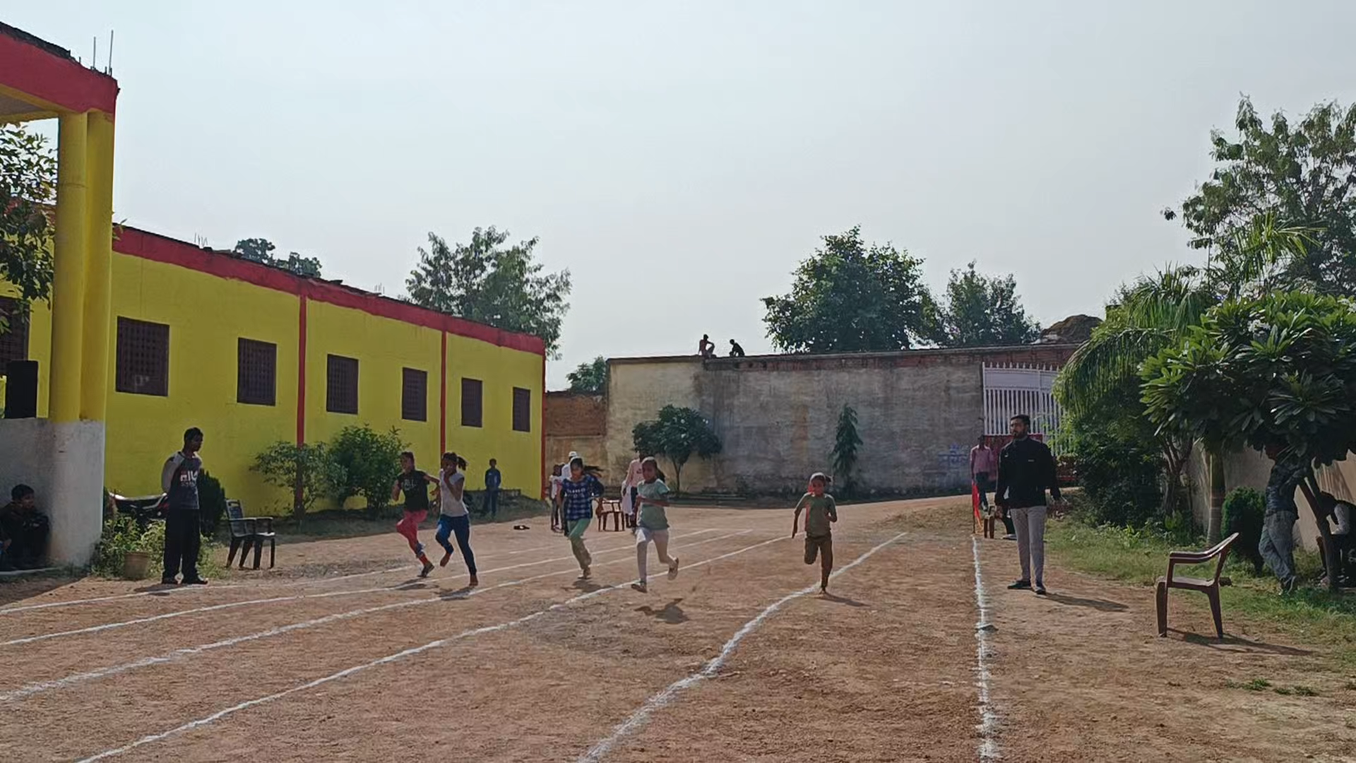 न्यू वंडर पब्लिक #स्कूल में हुई अनेकों #प्रतियोगिता है जिसमें #विद्यार्थियों ने लिया बढ़-चढ़कर भाग