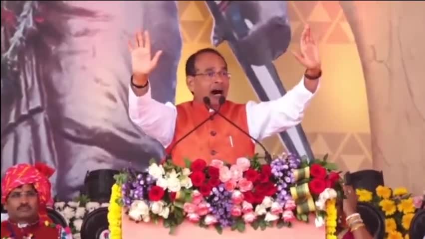 आज का दिन हमारे लिए खुशी और उत्सव का दिन है कि आज #मध्यप्रदेश_पेसा_एक्ट लागू किए जा रहे हैं। #JanjatiyaGauravDivas