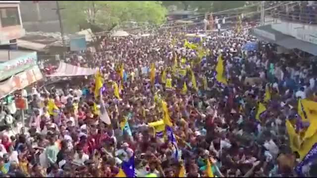 #BJP_Cong दोंनो कह रही गुजरात में #आप की हवा है,
#AAP की सुनामी चल रही यह जनता का दावा है। ✊️
Gujarat में #परिवर्तन की Tsunami चल रही है। 🌊