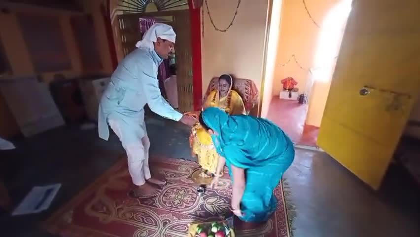 सिवनी : दिल्ली से आये भक्त सिवनी माँ बगलामुखी मन्दिर दीक्षा प्राप्त करने #seoni #baglamukhi