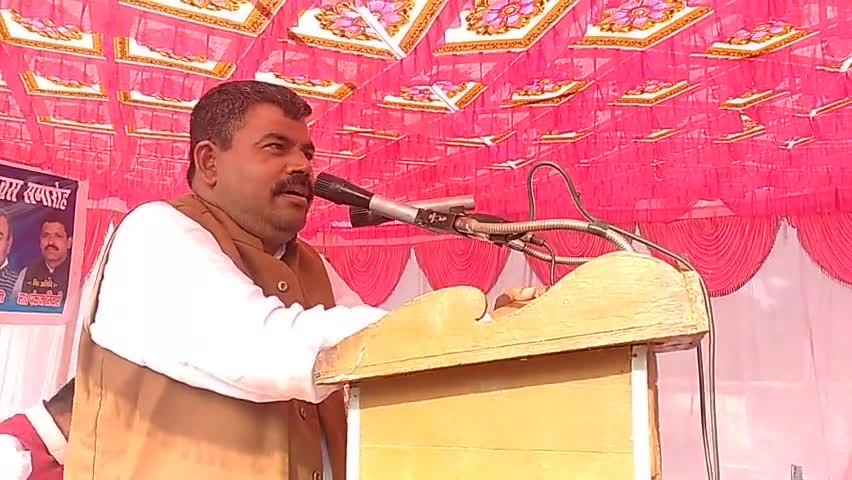 महाराजगंज: #वीरांगना ऊदा देवी शहिद दिवस कार्यक्रम में कांग्रेस प्रदेश महासचिव सुशील पासी बोले