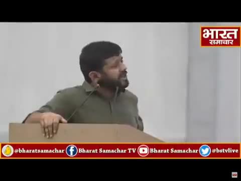 तुम माफ़ी वीर लोग हो उसको डरा नहीं पाओगे क्योंकि वो इन्द्रा गाँधी जी का पोता हैँ औऱ राजीव गांधी जी का बेटा हैँ समझें.. 
kanhaiya kumar 🔥💪
#MyLeaderRahulGandhi
#भारत_जोड़ो_यात्रा 
#BharatJodoYatra