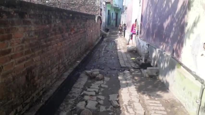तुलसीपुर: वार्ड 2 में लीकेज पाइप लाइन की समस्या से आदर्श नगर पंचायत अनजान नही समाधान#आदर्श नगर पंचायत#eo तुलसीपुर#चैयरमै