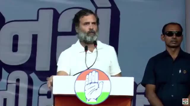 'मोरबी हादसे में 150 लोगों की मृत्यु हुई, ये कोई राजनैतिक मुद्दा नहीं है' : 
#RahulGandhi

#GujaratElection2022 #MorbiBridgeCollapse
