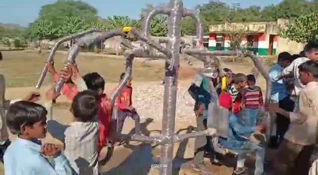 #टहला :- राजकीय सीनियर स्कूल परिसर टोडाजयसिंहपुरा मे शारारिक व्यायाम एवं जिम सेंटर की स्थापना,बालकों के चेहरे खिले।