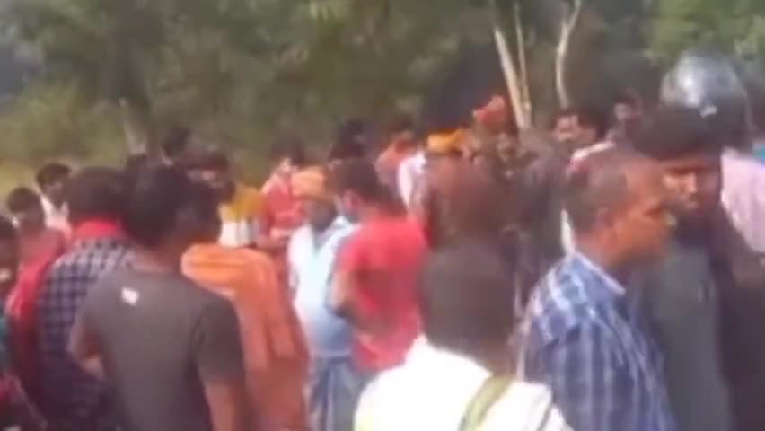 कुचायकोट के बेलबनवां  अज्ञात वाहन ने बाइक सवार को कुचला, मौत #gopalganj #kuchaikot #accident #kuchaikotenews #road