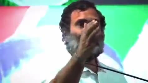 भारत जोड़ो यात्रा में लाखों लोग चल रहे हैं लेकिन यह मीडिया दिखाने को तैयार नहीं है और न दिखाएगा : राहुल गांधी।
#SamvidhanKeliyeBharatJodo #bharatjodoyarta