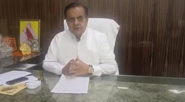 #सवाई_माधोपुर टौक सवाई माधोपुर सांसद सुखबीर सिंह जौनपुरिया ने 3800 मेट्रिक टन खाद किसानों के लिए मुहैया कराया