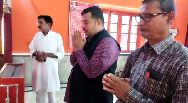 आज अपने 212 डेहरी विधानसभा क्षेत्र के लक्ष्मीनारायण मंदिर, रतुबिगहा(डालमियानगर) में आयोजित #भंडारा में शामिल हो प्रभु श्री हनुमान जी से समस्त डेहरी विधानसभा क्षेत्र की सम्मानित जनता के कल्याण हेतु प्रार्थना किया !!