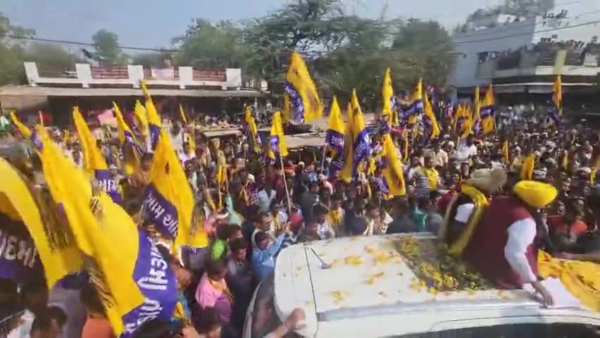ये जनसैलाब परिवर्तन का प्रमाण है! 🔥

#Vote4Jhadu #GujaratElections