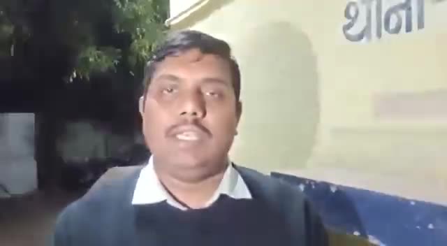 भितरवार ग्राम चरखा मूर्ति मामला सुलझा,
ग्वालियर कलेक्टर ने मामले की जानकारी दी
#bhitarwar #dabra #dabramp #gwalior #bjp