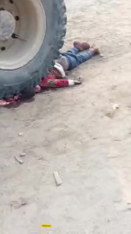 महोबा: महोबा पसवारा में हुआ बड़ा ट्रक हादसा #polic