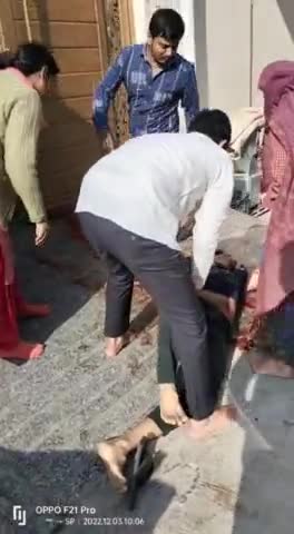 राजू ठेहट को गोली लगने के बाद मोर्चरी ले जाते हुए Video Viral #राजू ठेहट #सीकर #viral video #राजू ठेहट #सीकर