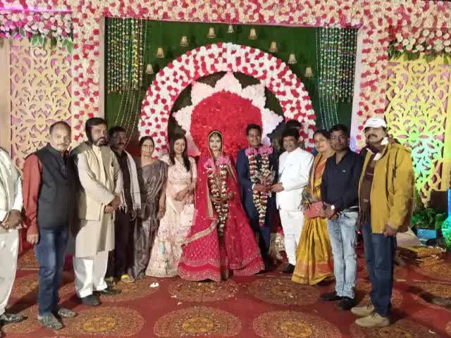 हमारे विधानसभा मुख्यालय #सक्ती में राजा धर्मेंद्र सिंह जी के विवाह समारोह में शामिल होकर शुभकामनाएं और बधाई दी। 
#सक्ती_विधानसभा #bjpchhattisgarh  #bjp4cgstate #janjgirchampa