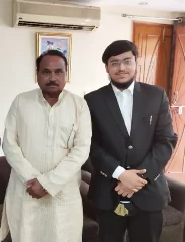 भाजपा नेता अविरल मलिक की केंद्रीय मंत्री आदरणीय भानु प्रताप सिंह जी से शिष्टाचार मुलाक़ात हुई| #aviral_malik #bjp