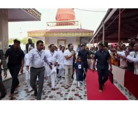 सघर्षशील योद्धा- मा.#राहुलगांधी जी ने दुनिया की पहली मानवता से जोड़ने वाली यात्रा बना दिया है - देवपुरुष है, भारतयात्री बनकर "भारत जोडो यात्रा" मे शामिल होने बाले : भूमिपुत्र #पवनघुवारा #BharatJodoYatra