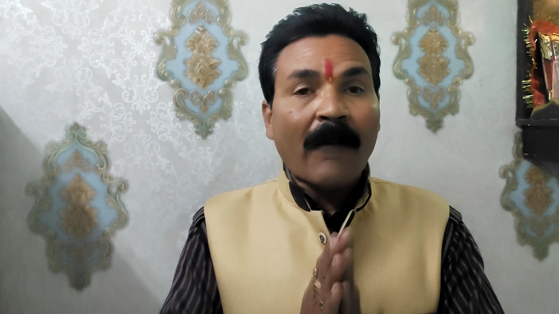 *मैं चंद्रशेखर तिवारी आपसे निवेदन करता हूं इस को पढ़ें और यह वीडियो को अधिक से अधिक वायरल करें*
👏
*आइए मैं समझाता हूं दलित और मुस्लिम #ब्राह्मण के पीछे क्यों पड़े हैं* ?*ध्यान पूर्वक पढ़े और समझे, क्यूंकि ये बेहद महत्व्यपुर्ण हैं