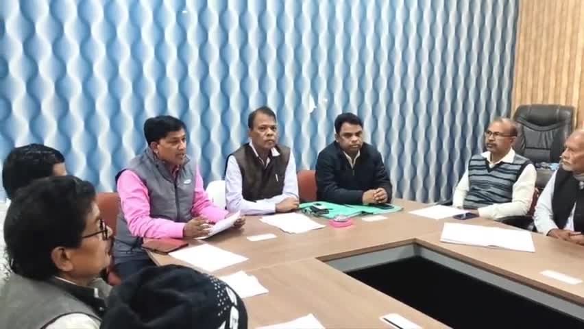 चंदनकियारी: भूमि सुधार उप समाहर्ता चास की अध्यक्षता में सभी राजनीतिक पार्टियों/दलों के साथ SSR 2023 को लेकर बैठक की गई।
#SSR 2023