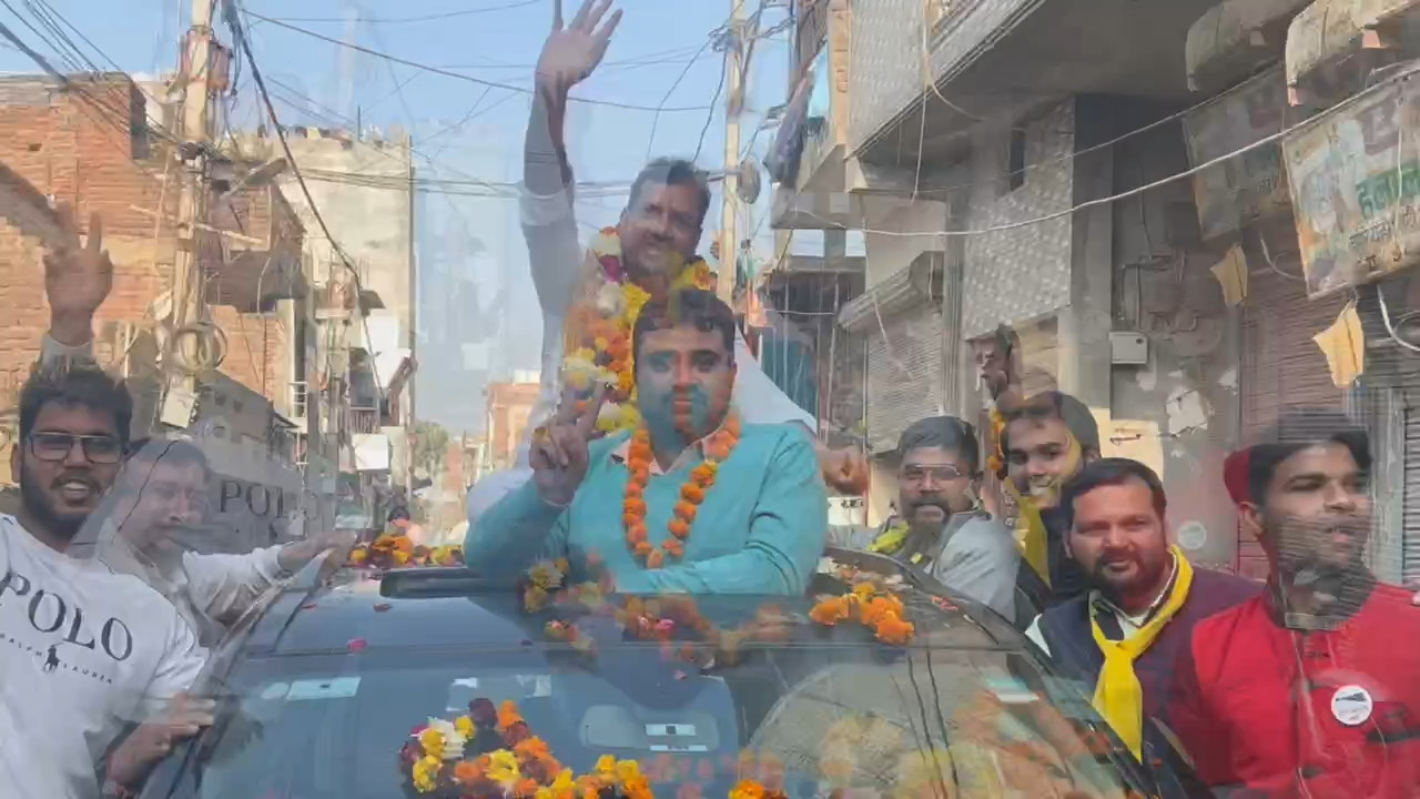 विजय यात्रा
#mcdmeinbhikejriwal