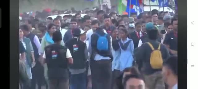 #cha #Bundi कि अध्यक्ष पुजा बावरिया मिली राहुल गांधी से सेवा बहाली के लिए दिया ज्ञापन बताया कि नेता गुमराह कर रहे है