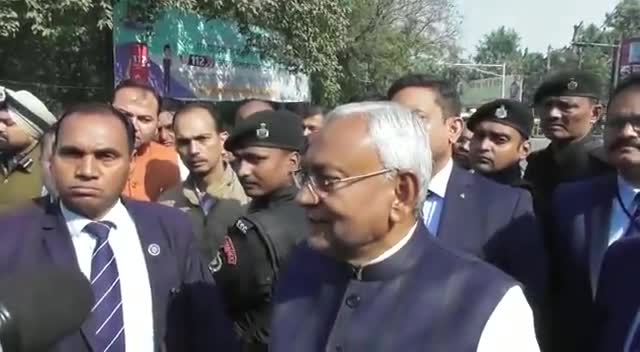 #शराब बहुत बुरी चीज है। लोगों को जागरूक होने की जरूरत है। हमारे महापुरुषों ने भी शराब को बुरा बताया है।
- मुख्यमंत्री #nitishkumarjdu  जी
#Sharabbandi #Bihar 

 #SushasanBabu