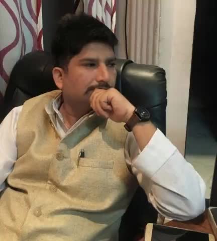 #BoycottPathan 
कुछ लोग अभी भी इस फ़िल्म के पक्षधर हो कर इसे कला की अभिव्यक्ति कह रहे हैं ।यह किस प्रकार की कला है ( जिस में फूहड़ता है नग्नता है ) ऐसी कला की हम को नहीं लगता कोई आवश्यकता है। आग लगा देनी चाहिये ऐसी कला को ।
योगेश शर्मा