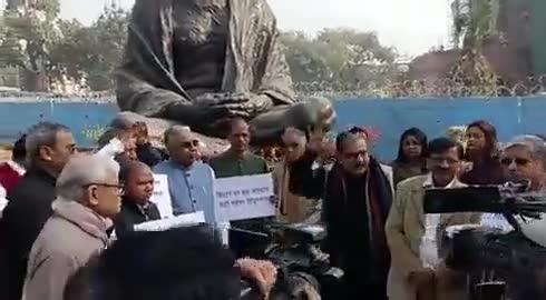 #राज्यसभा के भरे सभा में #बिहार को अपमानित किया गया #पियुष गोल द्वारा और बिहार के #भाजपा संसद सिर्फ देखते रह गए