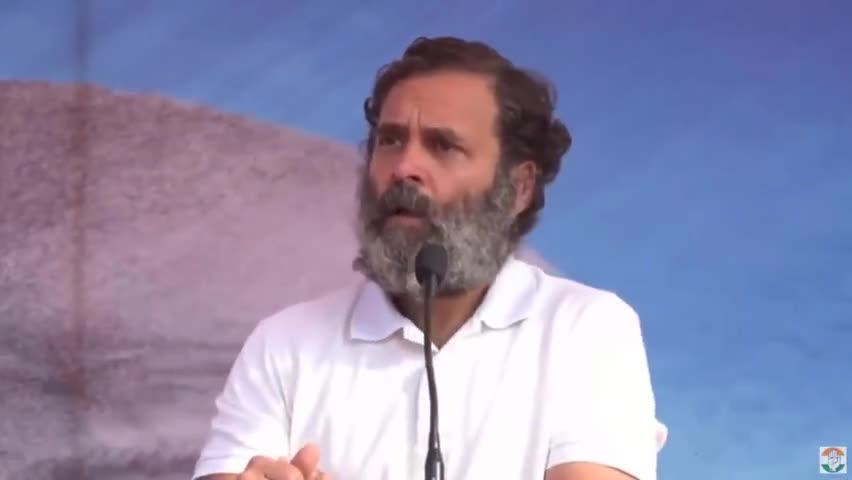 पार्लियामेंट स्ट्रीट: "आपके नफ़रत के बाजार में हम मोहब्बत की दुकान खोल रहे हैं"#rahulgandhi #congresss