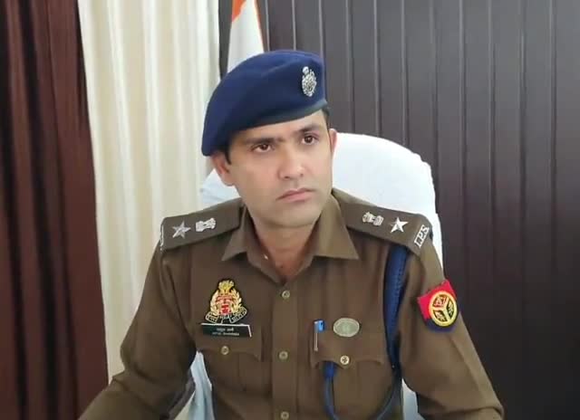 पीलीभीत: #माधव टांडा क्षेत्र में फायरिंग का मामला सामने आया एसपी ने दी बाइक नाजिम नूर ब्यूरो चीफ की रिपोर्ट#@#