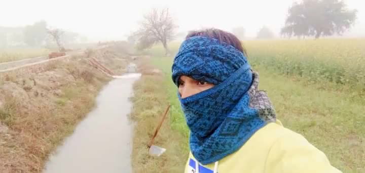 चलना पड़ता है अंगारों पर इतिहास रचाने को
बिना ताकत झोंके तो एक जर्रा भी हिल नहीं सकता,
संघर्ष ही दिलाता है एक इंसान को मुकाम उसका
बिन #मेहनत के कोई फल मिल नहीं सकता।
क्रांतिकारी जय भीम