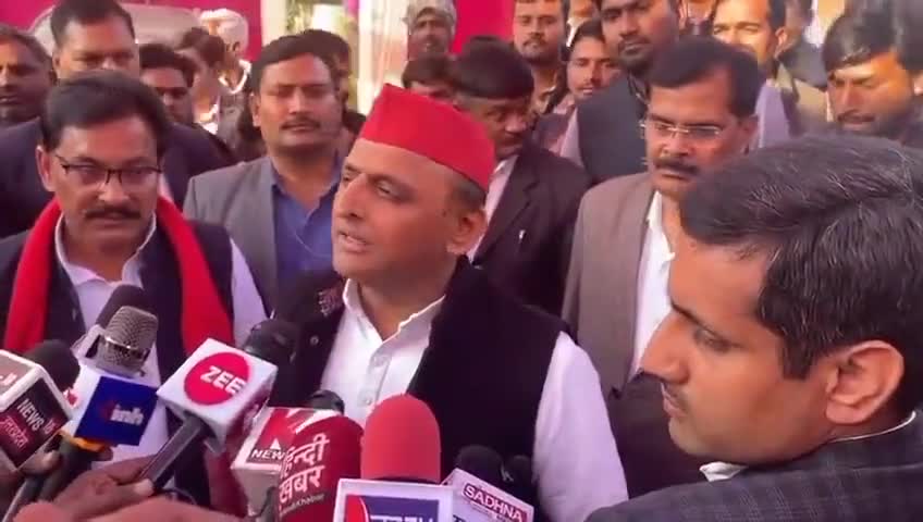 #भाजपा_नगर_निकाय_चुनाव_कराने_से_डर_रही_है - #माननीय_अखिलेश_यादव_जी
#राष्ट्रीय_अध्यक्ष - #समाजवादी_पार्टी