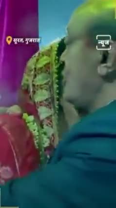 *#‎एक बार फिर ..*  300 *अनाथ बेटियों* का इस *पिता ने किया कन्यादान*. हजारों अनाथ बेटियों के लिए पिता का *दायित्व* निभाने वाले *#महेश सवाणी*_ 🤗
