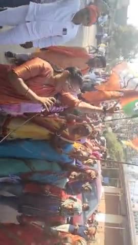 #लोकसभा_प्रवास कार्यक्रम के दौरान #प्रधानमंत्री_आवास_योजना के हितग्राहियों के घर जा कर मुलाकात कर अधूरे पड़े मकान के .
#मोर_आवास_मोर_अधिकार 
#रोक_के_रखे_हे_भूपेश_सरकार
#ArunSao3 #NitinNabin  #Gomati_sai #naraya