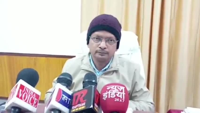 बलिया: बलिया में कागजो में गड्ढा मुक्त हुई सड़कें।
रिपोर्ट- संजय कुमार तिवारी #ballianews #up