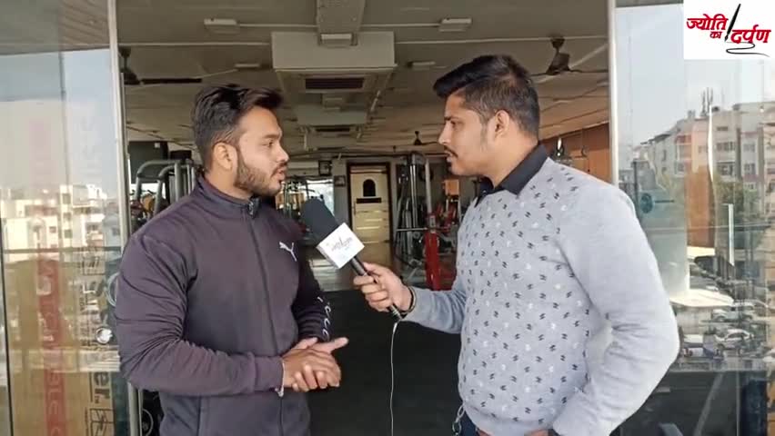 जिम करने वालों को मौत का खतरा क्यों ?? - जिम ट्रेनर ने बताया।
.
#indorebreakingnews #indore_city #gyms #indorenews5