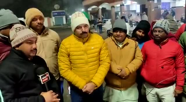 #देवरिया सदर #विधायक शलभ मणि त्रिपाठी ने किया #रैन #बसेरों का #निरीक्षण।