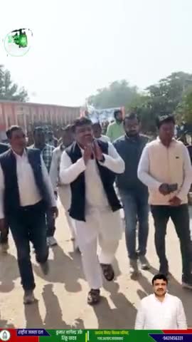 क्षेत्र भ्रमण के दौरान
-------------------------
 MLC RINKU YADAV का Short Video 
#viral_whatsaap_video 
👇👇👇👇