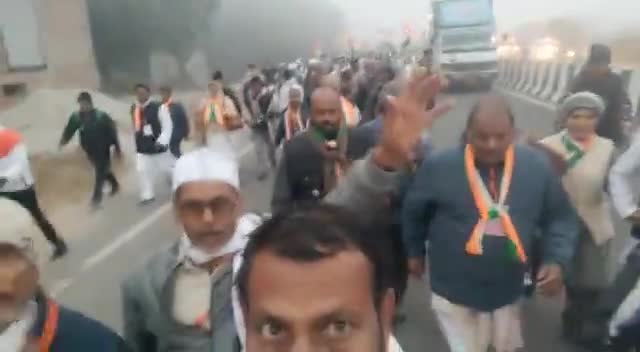 05 जनवरी 2023 को भारत जोड़ों यात्रा, एलम, शामली से ऊंचागांव, शामली तक कांग्रेस के पूर्व राष्ट्रीय अध्यक्ष मा0 राहुल गांधी जी के नेतृत्व में निकलते हुए
#Bhart_Jodo_Yatra