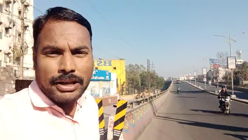 road cross karte samay Puri savdhani rakhen
पूरा वीडियो यूट्यूब चैनल पर जाकर देखें
#rohit_mehra_vlogs
