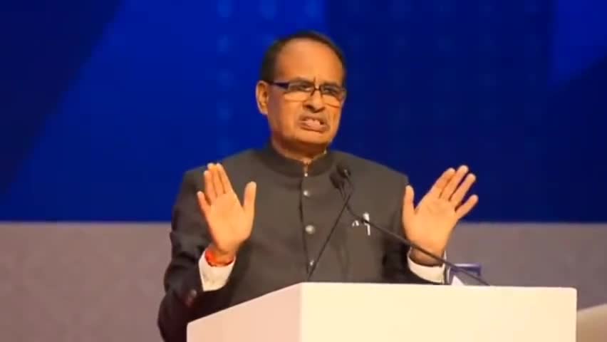 मुझे बताते हुए प्रसन्नता हो रही है कि मप्र की धरती पर कुल 15 लाख 42 हजार 514 करोड़ रुपये का निवेश आ रहा है। #InvestMP