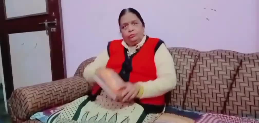 शाहजहांपुर: #geeta ka Anand lijiye video pasand aaye like Karen share Karen comment Karen follow Karen