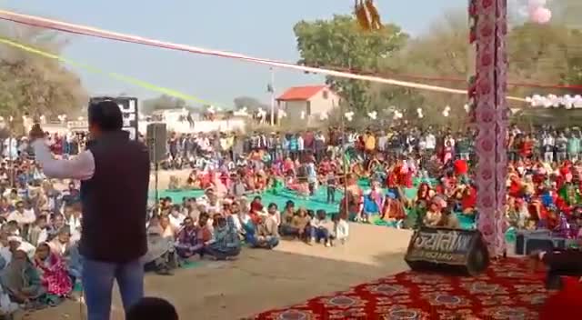 आपके सिर को शर्म से नहीं झुकने दूंगा: #बलजीत_यादव_विधायक 
#बहरोड़ के #रोड़वाल में क्या कहा सुनिए.....