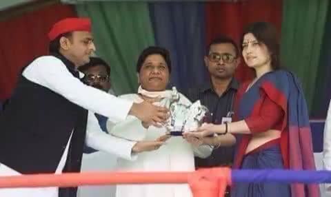 15 जनवरी को उत्तरप्रदेश ही नहीं बल्कि पूरे देश की राजनीति में नारी सशक्तिकरण की प्रतीक पूर्व मुख्यमंत्री मा. बहन कुमारी #मायावती जी एवं  सांसद मा. #डिंपल यादव जी का जन्मदिन है। आप दोनों को जन्मदिन की हार्दिक बधाई एवं शुभकामनाएं🙏💐