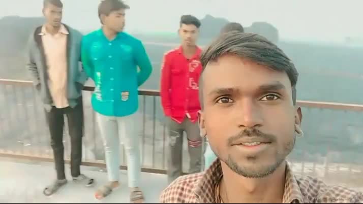 हां दोस्तों के साथ टहलने का शुभ अवसर मिला है #good_morning 🌄🙋