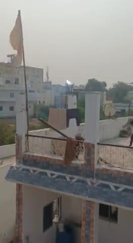 छिंदवाड़ा नगर: सत्यम शिवम कॉलोनी  के पास बिजली पोल मे लगी आग 🔥🔥 आस पास के लोग हुये पारेशान #chhindwara #mp #viral #1m #trending #dar