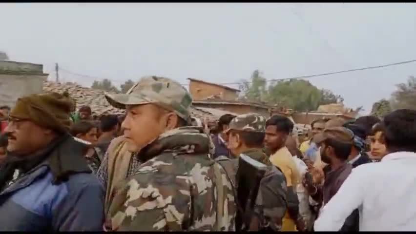 इमामगंज: सोबड़ी में आक्रोशित ग्रामीणों ने सड़क जाम कर कोठी पुलिस का किया विरोध #बिहार_पुलिस #इमामगंज