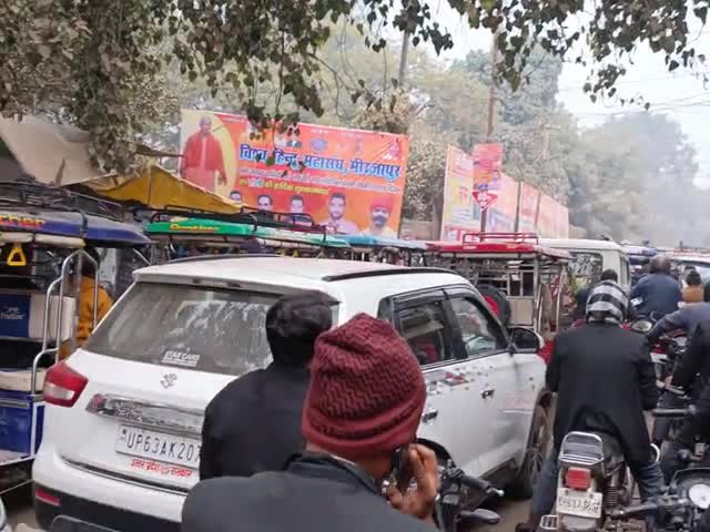 मिर्ज़ापुर: जिला अस्पताल कचहरी रोड पर जम कर जाम हर रोज लगती है #news30live #mirzapurupdates
