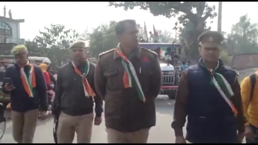 उन्नाव। संस्था मानव सेवा समिति के द्वारा मियागंज क्षेत्र में निकाली गई तिरंगा यात्रा  #तिरंगा_यात्रा #उत्तरप्रदेश