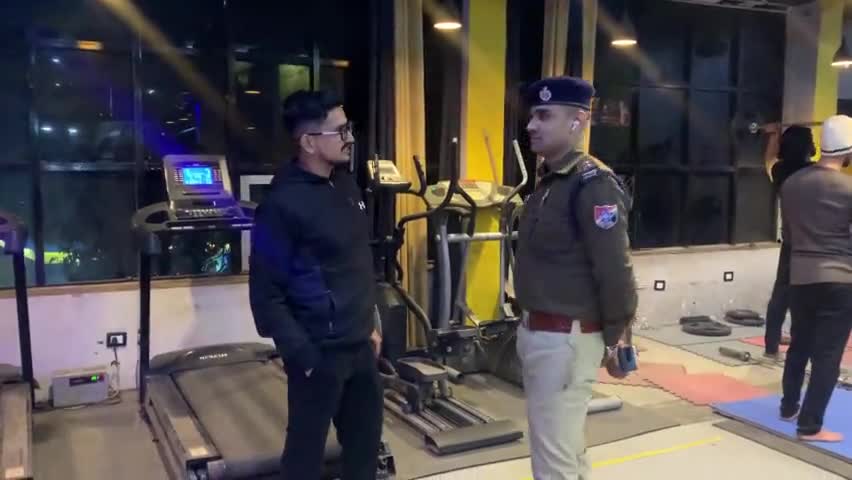 #एस आई पाहुचे फिटनेस बॉक्स जिम फिटनेस के टिप्स लेने और बटाया की पुलिस के लिए फिटनेस कितनी जरूरी है