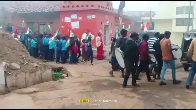 आज 74 वे गणतंत्र दिवस के अवसर पर ग्राम पंचायत जरवाही में बड़ी ही धूमधाम से राष्ट्रीय ध्वज फहराया गया #jarwahi #katni #mp